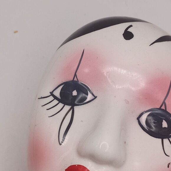 Harlequin Mask Hand Painted Lidded Trinket Box Taiwan 3.5" x 2.5" x 2.5" - READ - Picture 6 of 15